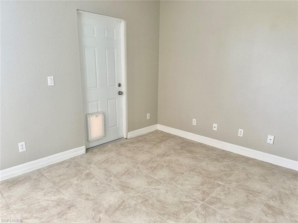 1302 SW 20th ST-40