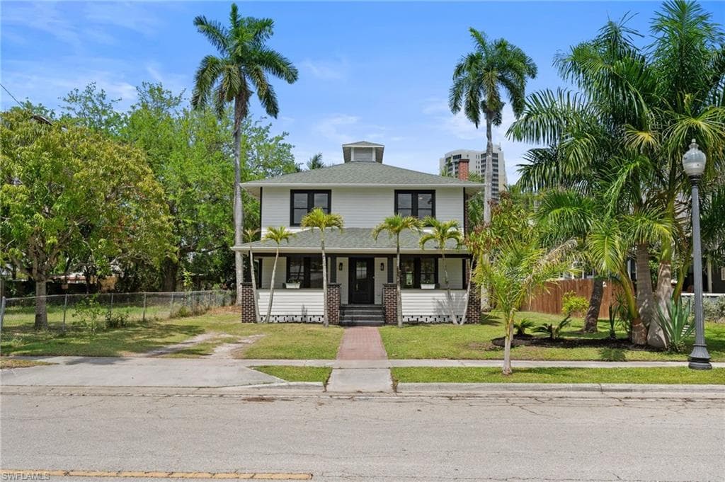 2647 Michigan AVE-41
