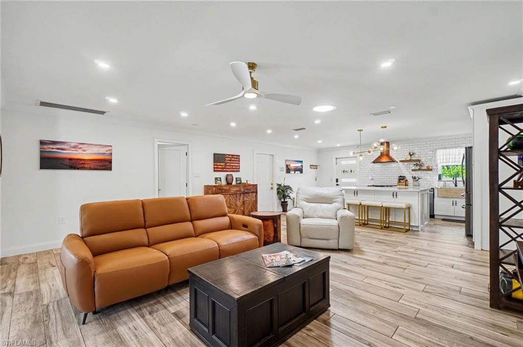27044 Williams RD-5