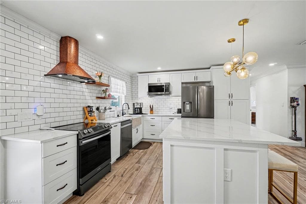 27044 Williams RD-11