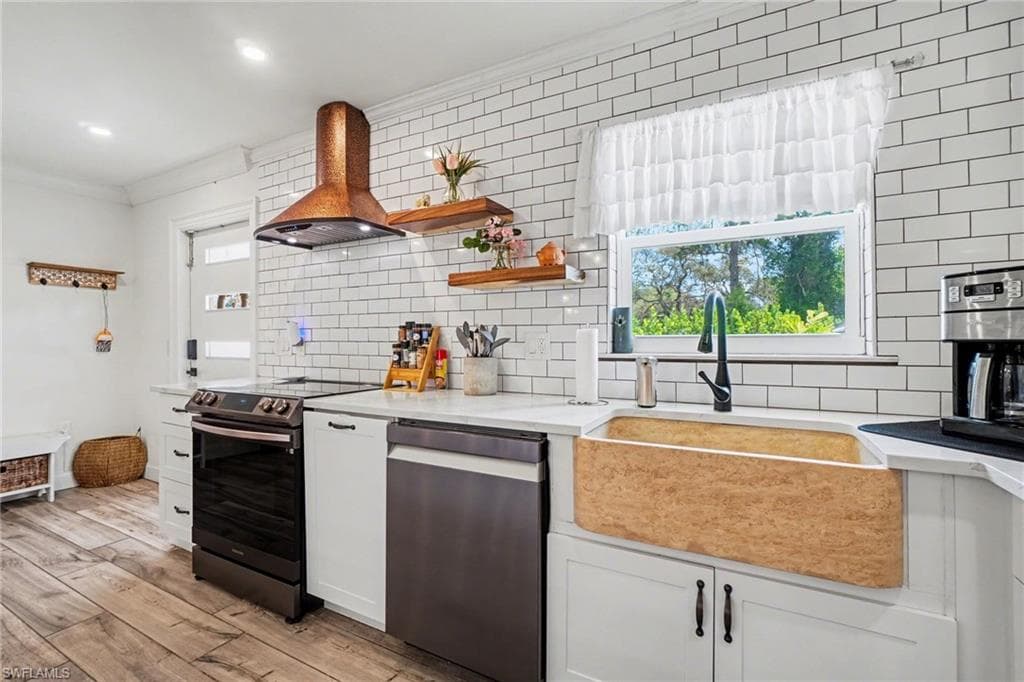 27044 Williams RD-8
