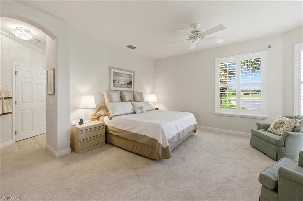 4945 Shaker Heights Ct CT 202-25