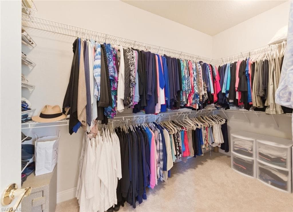 4945 Shaker Heights Ct CT 202-29