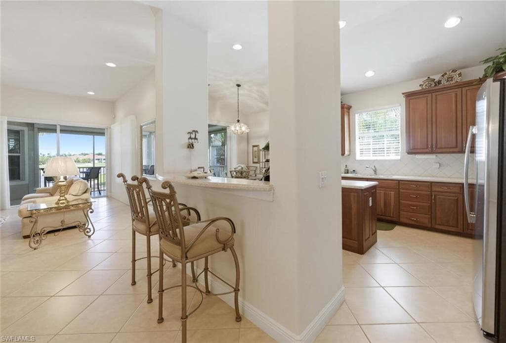 4945 Shaker Heights Ct CT 202-14