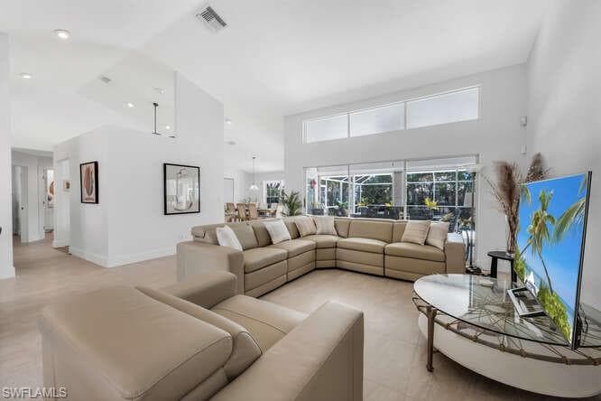 532 Roma CT-2