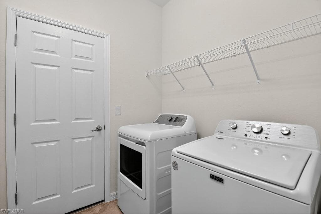 17604 Wayside BEND-28