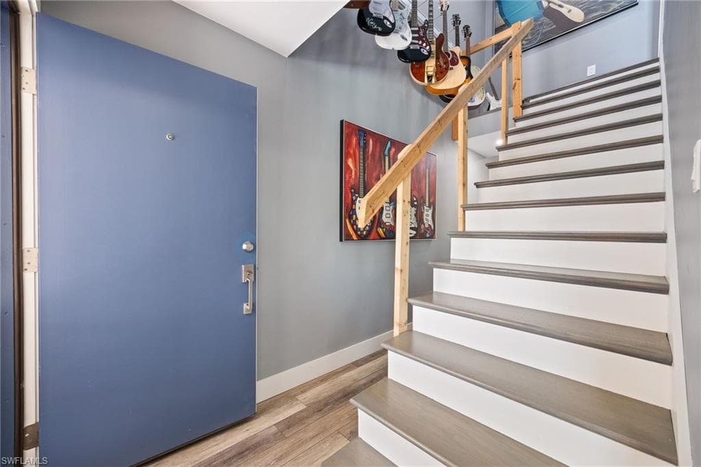 4904 Vincennes ST 204-29