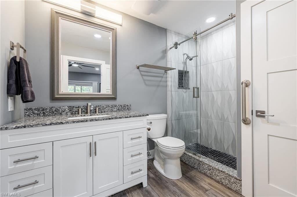 4904 Vincennes ST 204-28