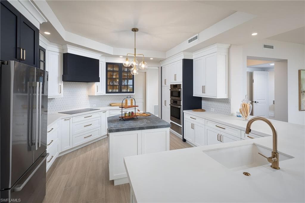 24031 Via Castella DR 1303-4