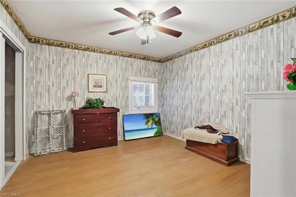 2405 Zoysia LN-15