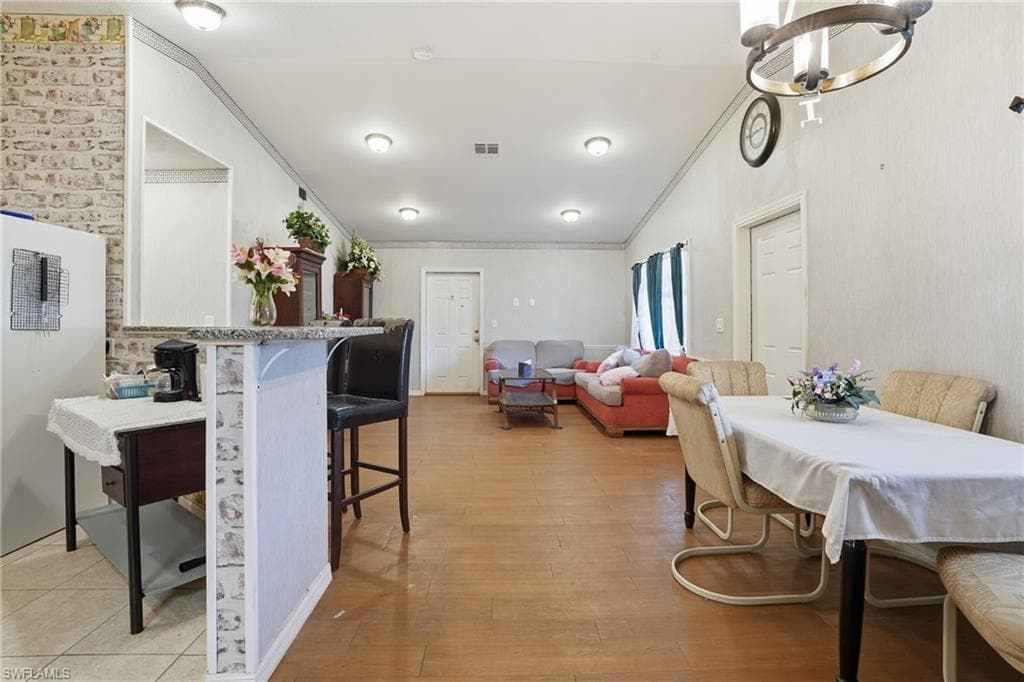 2405 Zoysia LN-8