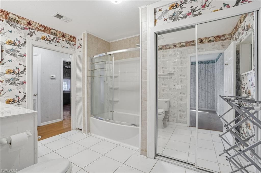 2405 Zoysia LN-17