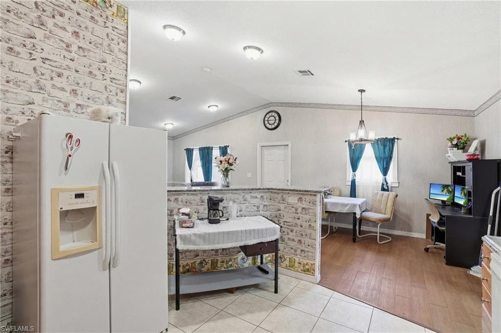 2405 Zoysia LN-7