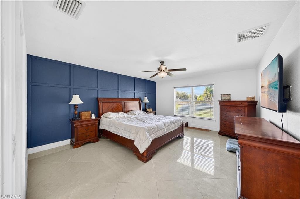 533 Willowbrook DR-15