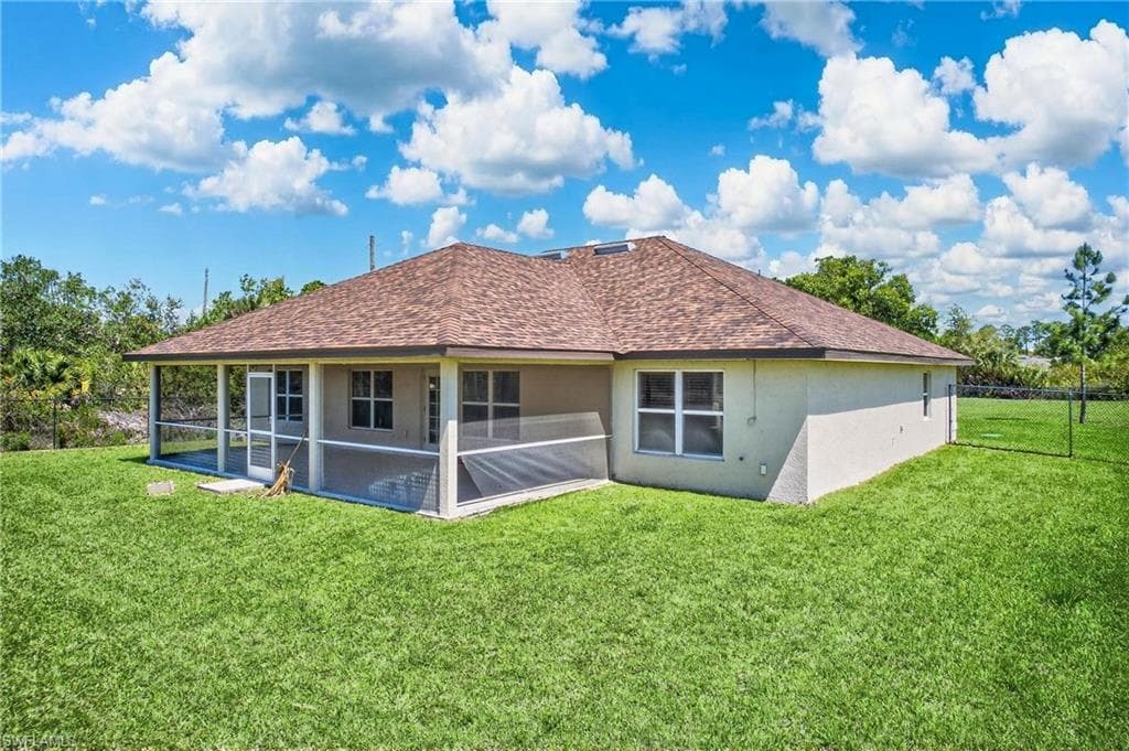 533 Willowbrook DR-29