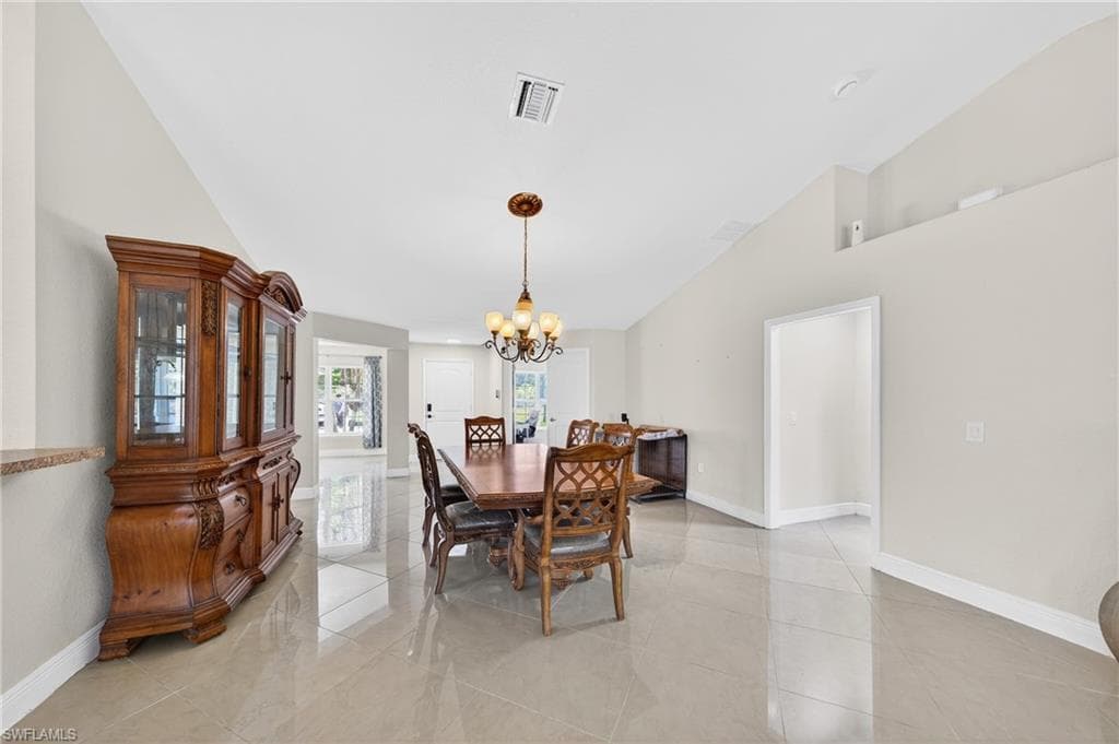 533 Willowbrook DR-7
