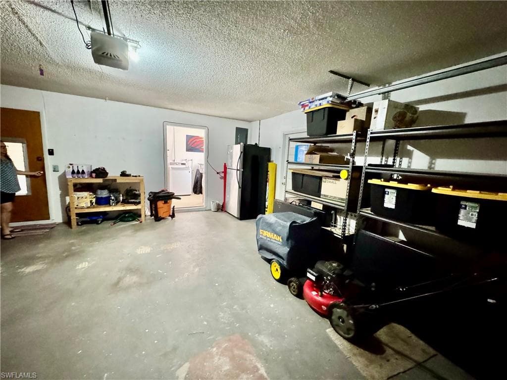 1654 Fountainhead RD-27