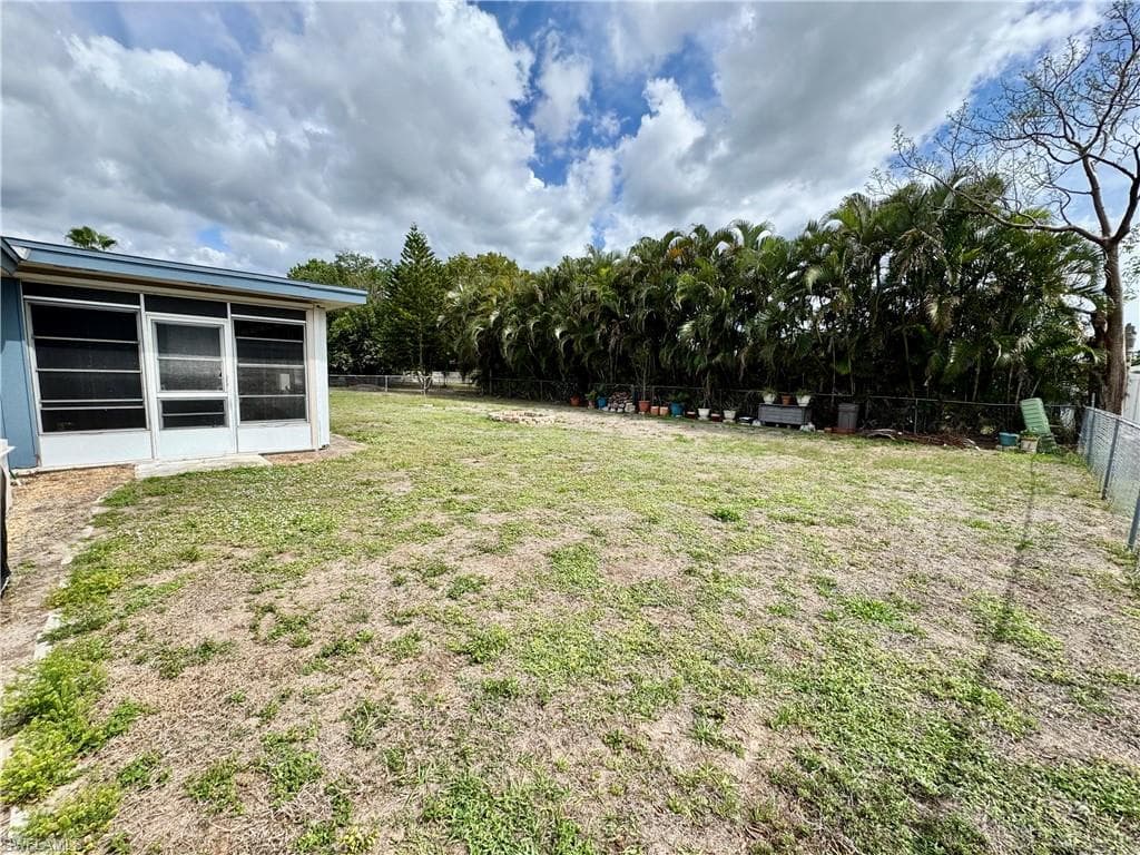 1654 Fountainhead RD-32