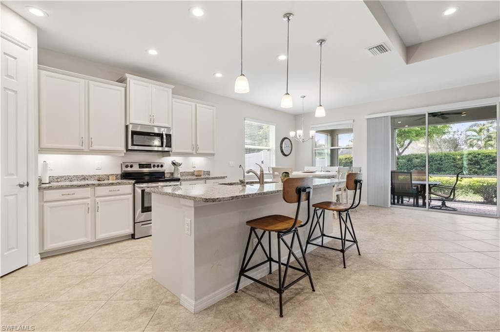 2935 Sunset Pointe CIR-6