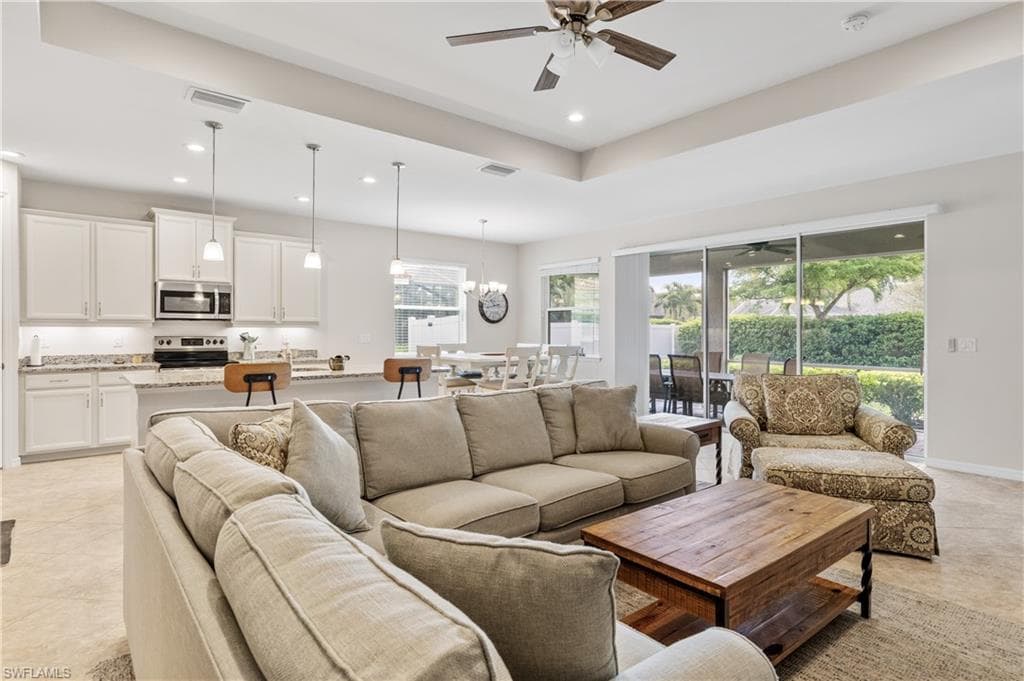 2935 Sunset Pointe CIR-4