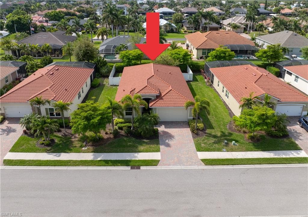 2935 Sunset Pointe CIR-32