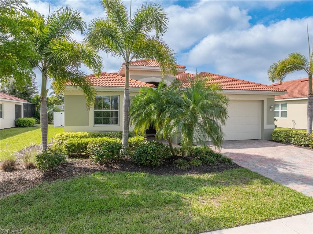 2935 Sunset Pointe CIR-38