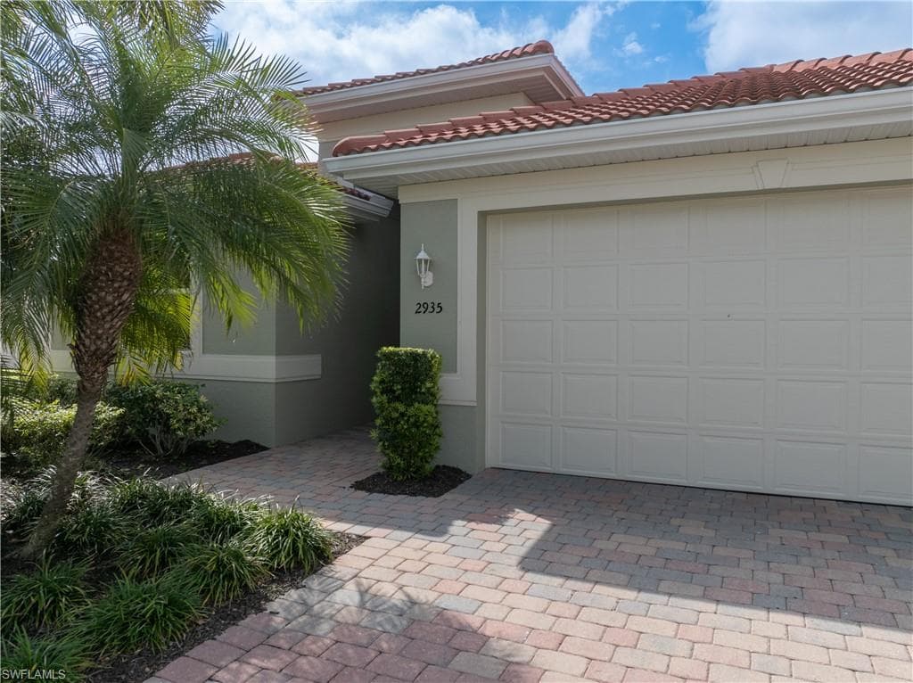 2935 Sunset Pointe CIR-3