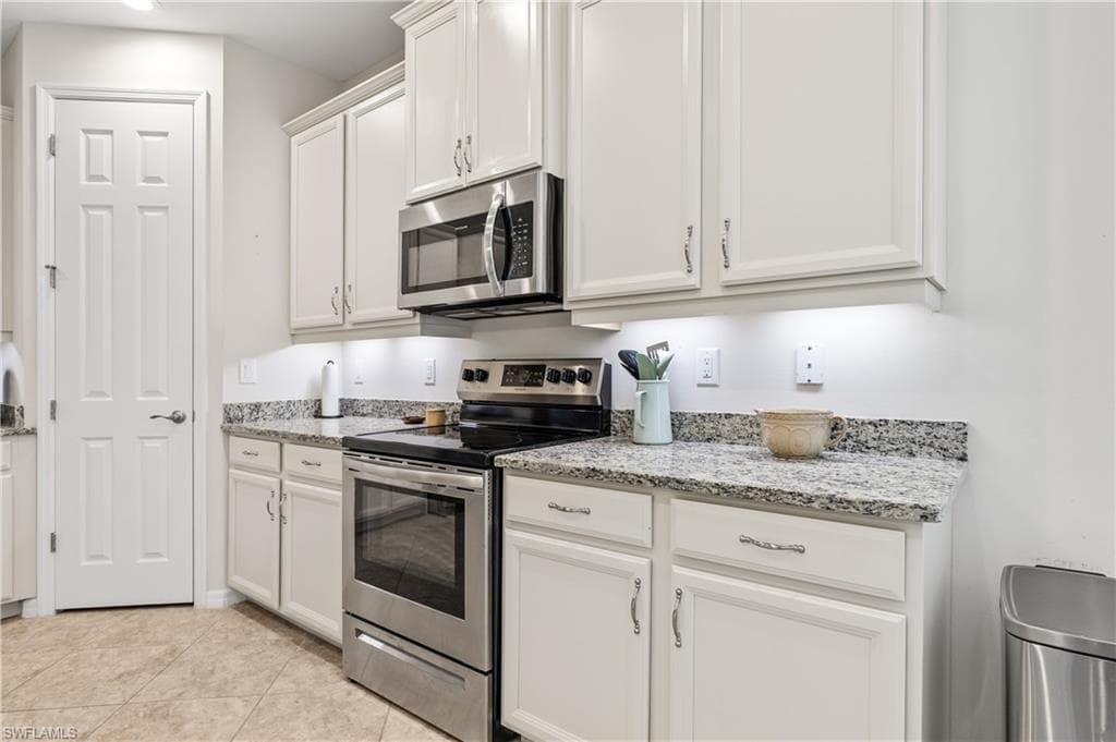 2935 Sunset Pointe CIR-7