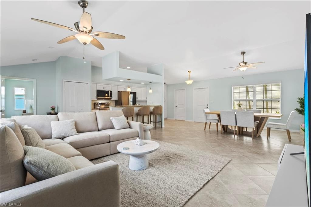 11693 OAKLAND DR-5