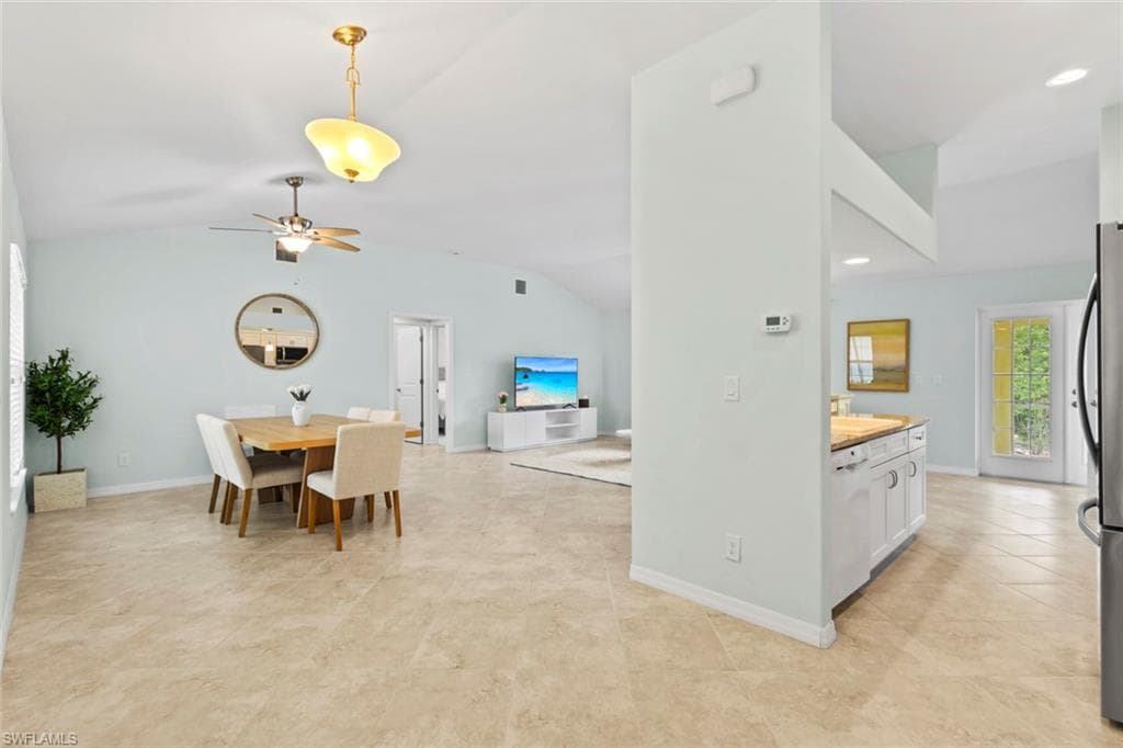 11693 OAKLAND DR-11