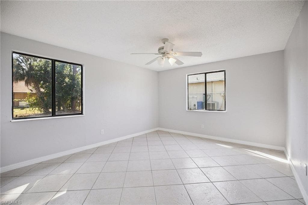 17413 Lee RD-16