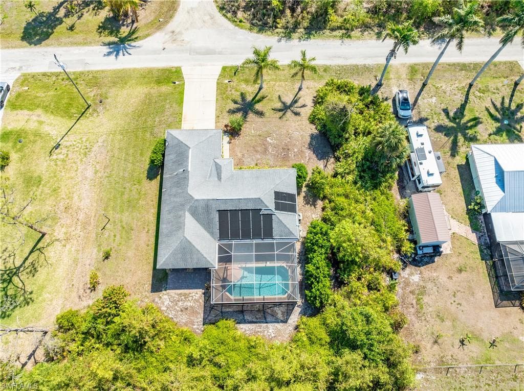 11693 OAKLAND DR-28