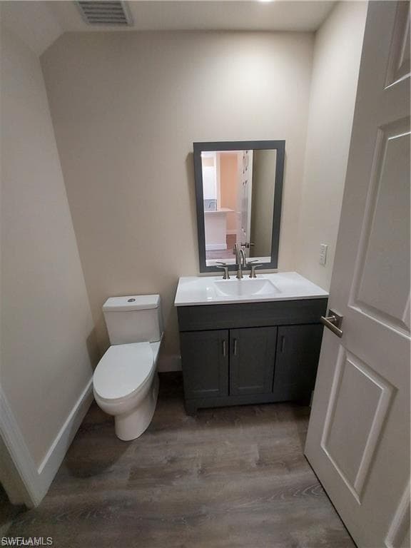 3268 Amanda LN 3-15