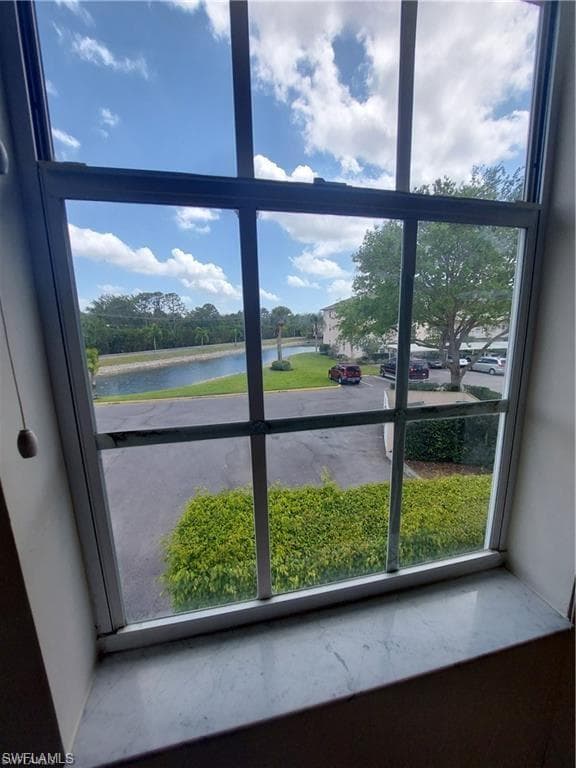 3268 Amanda LN 3-6