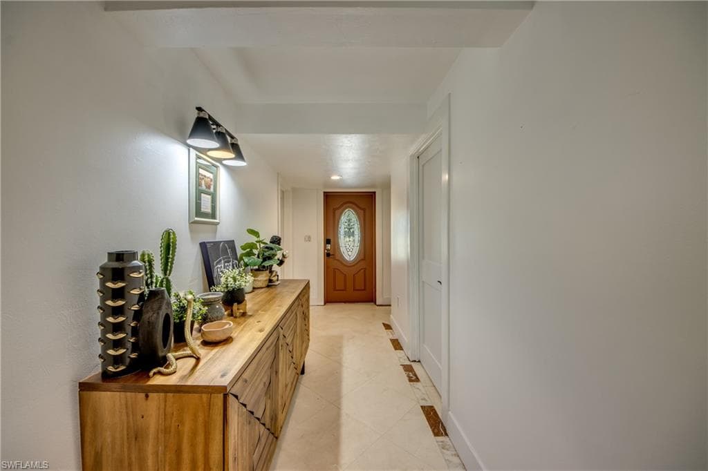 5121 Muddy LN-4