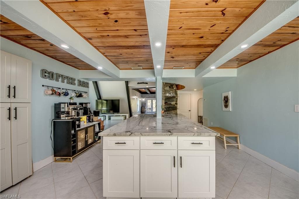 5121 Muddy LN-8