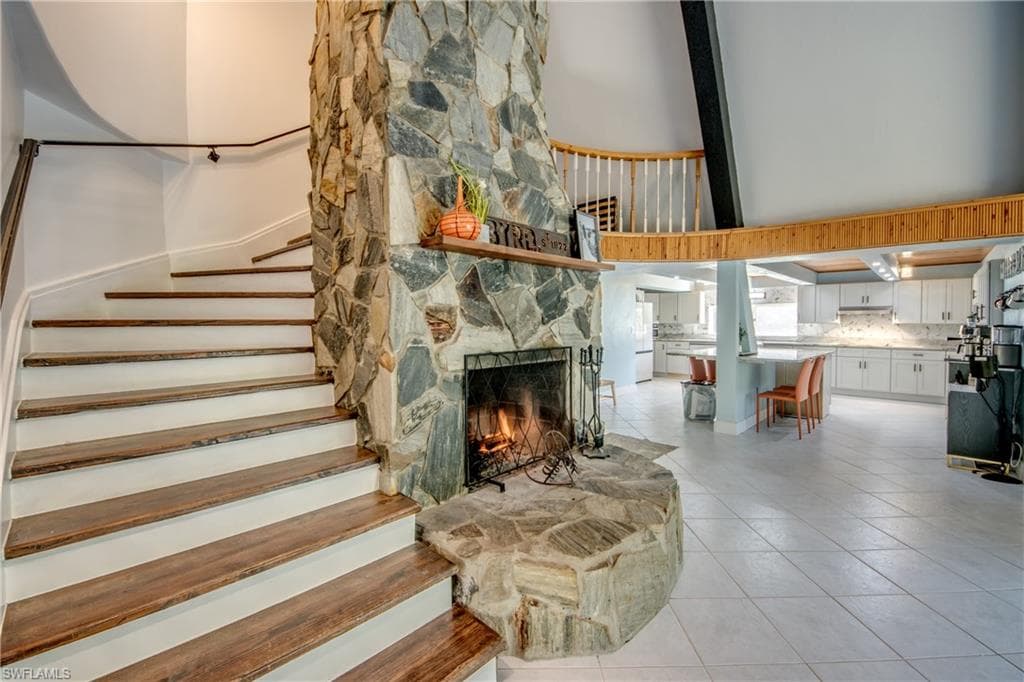 5121 Muddy LN-18