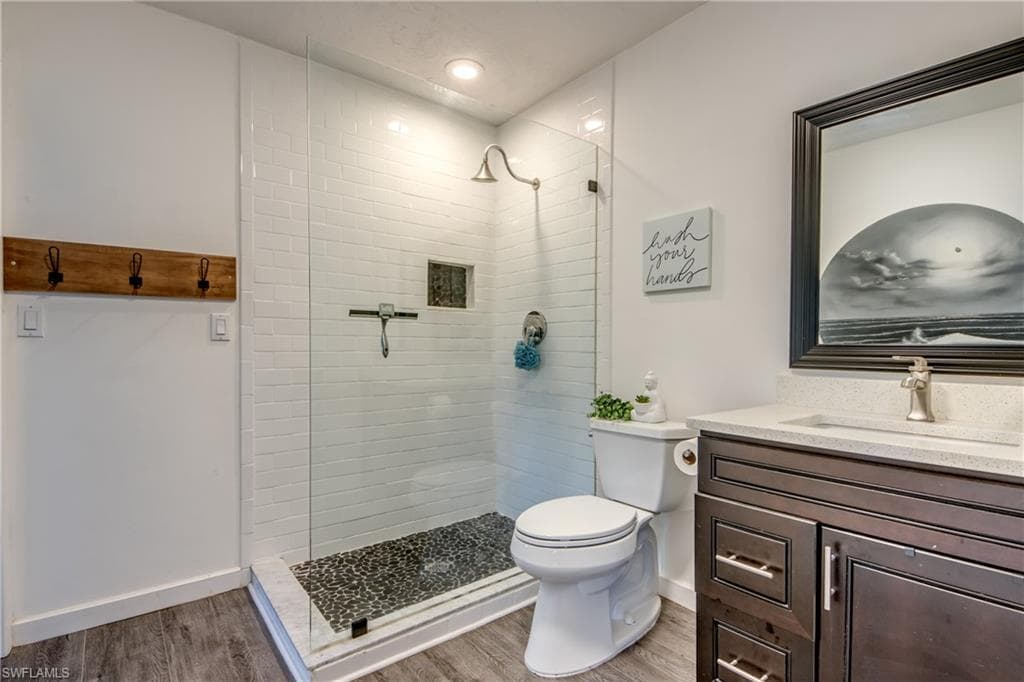 5121 Muddy LN-28