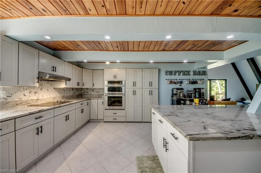 5121 Muddy LN-7