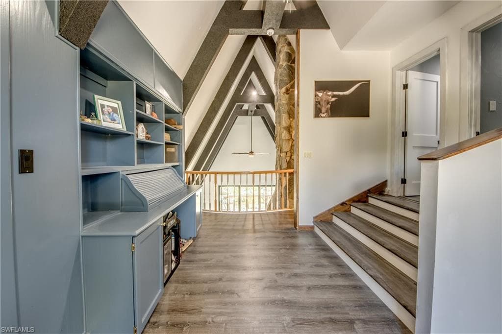 5121 Muddy LN-20