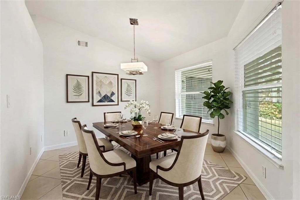 2562 SW 27th PL-2