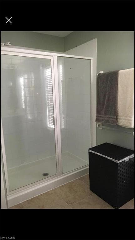 884 Hampton CIR 159-12