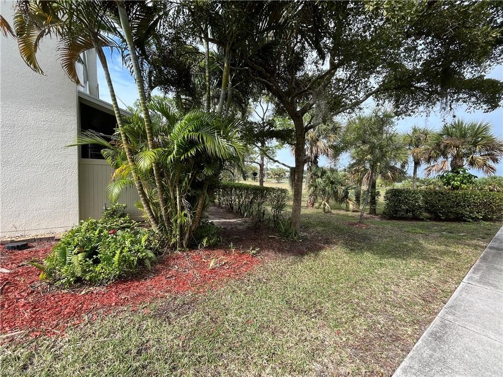 884 Hampton CIR 159-24