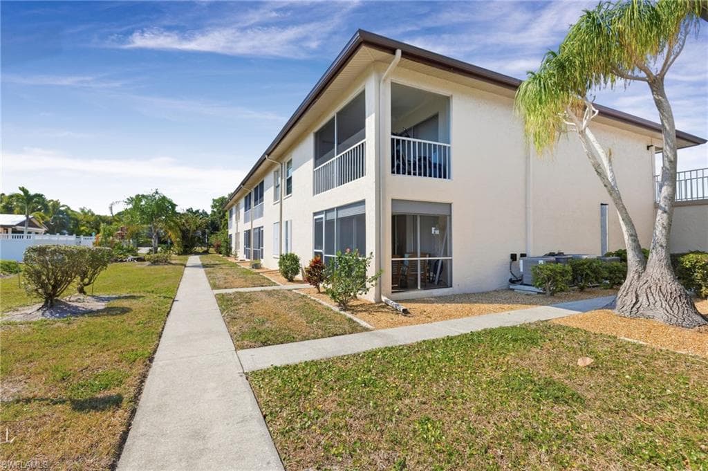 16051 Dublin CIR 202-4