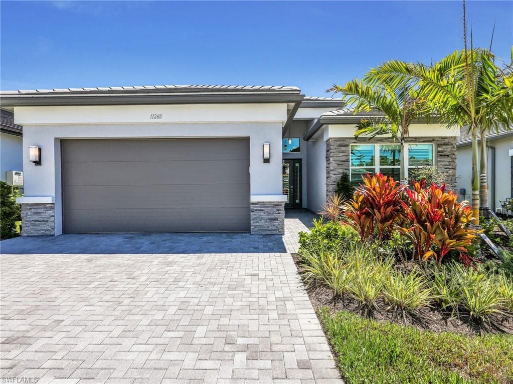 11268 Daphne CT-1