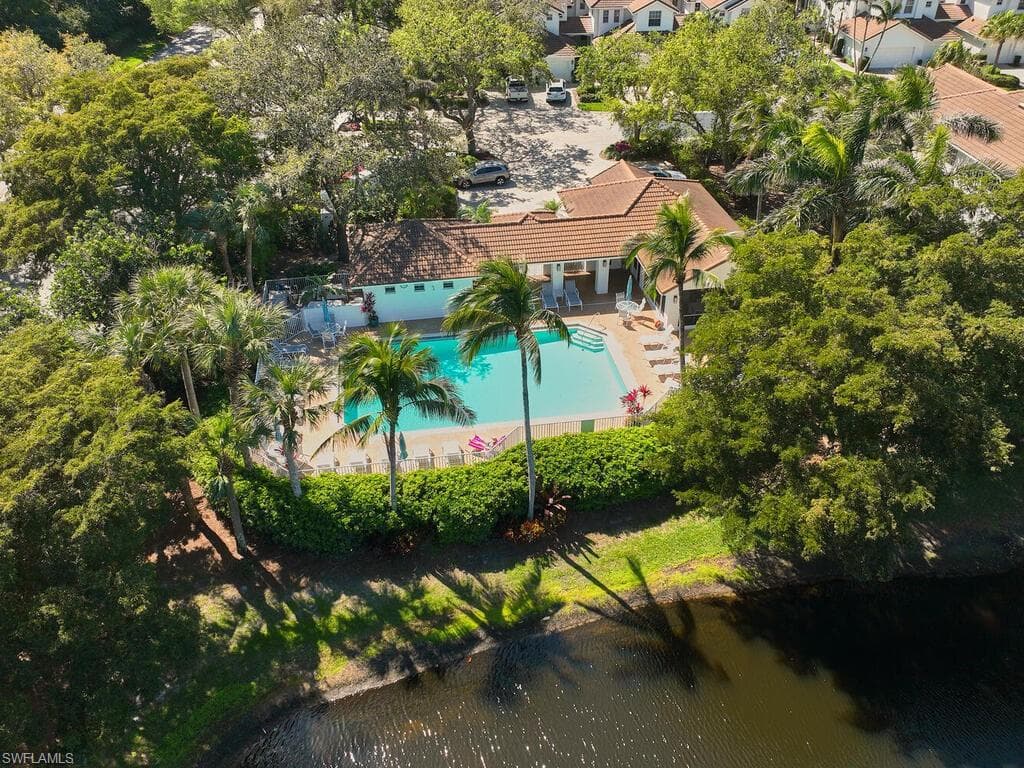 26932 Montego Pointe CT 201-21