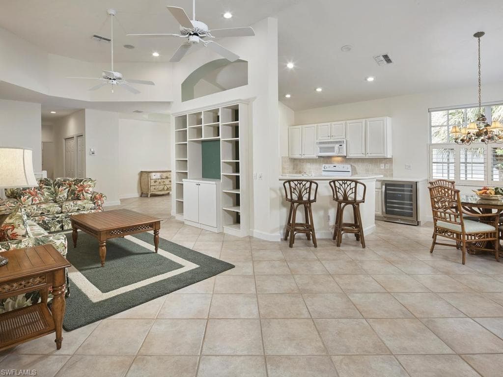 26932 Montego Pointe CT 201-6