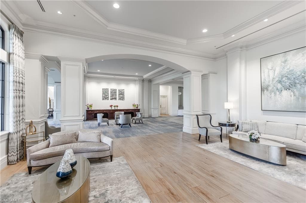 12567 Grandezza CIR-31
