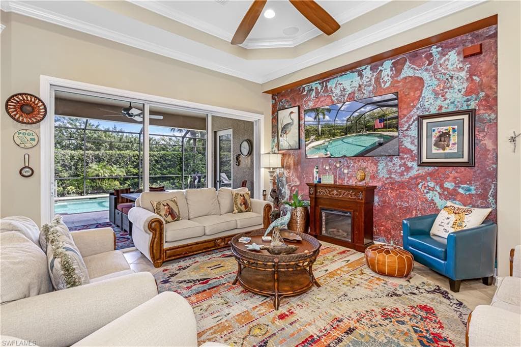 12567 Grandezza CIR-10