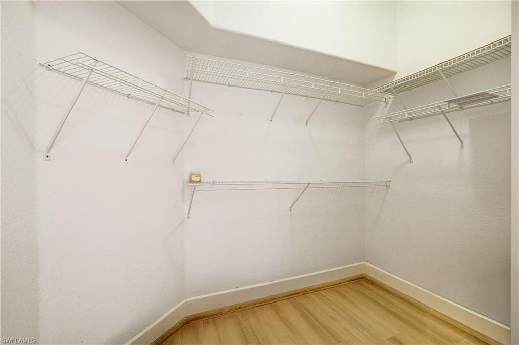 5235 Malvern CT-17